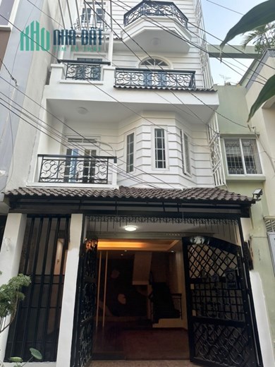Bán nhà ngay sát sân bay Tân Sơn Nhất, khu Víp hẻm 6m, ngang 5 x 10 vuông vức