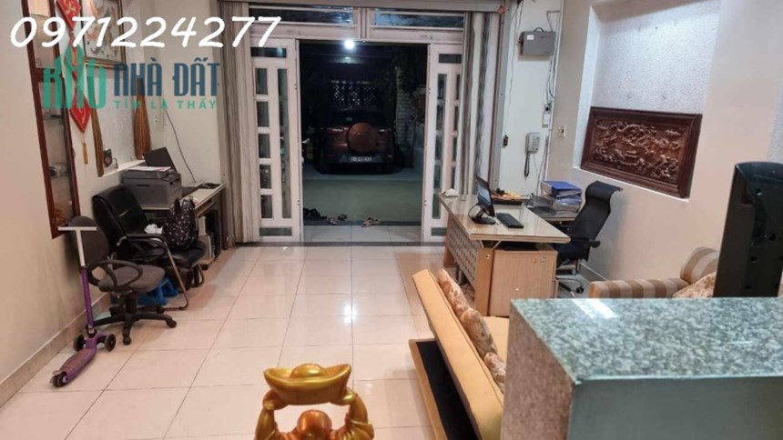 CẦN BÁN NHÀ  ĐƯỜNG LÊ THỊ HOA - BÌNH CHIỂU -THỦ ĐỨC
NHÀ 115M2 [ 5 X 23 ] 3 TẦNG , 3PN , 3WC ,Ô TÔ