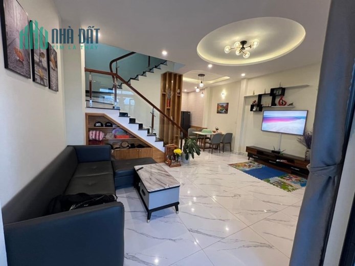 Bán nhà hiện đại tại Nguyễn Trung Trực Phường 4 Đà Lạt