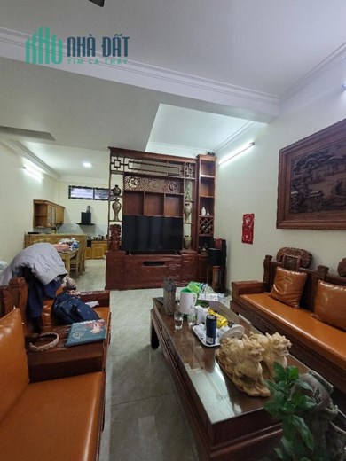 NHÀ DÂN XÂY THẠCH BÀN 56M - 4 TẦNG - FULL NỘI THẤT - GẦN CHỢ THẠCH BÀN - NHỈNH 5 T.Ỷ - CÁCH AEON,