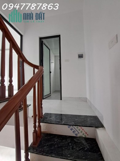 nhà 3 tầng mới xây giá 1 tỷ 680 triệu gần ngay Phố Xốm, Hà Đông LH 0947787863