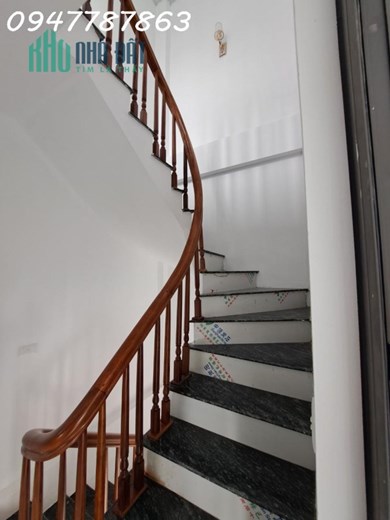 nhà 3 tầng mới xây giá 1 tỷ 680 triệu gần ngay Phố Xốm, Hà Đông LH 0947787863