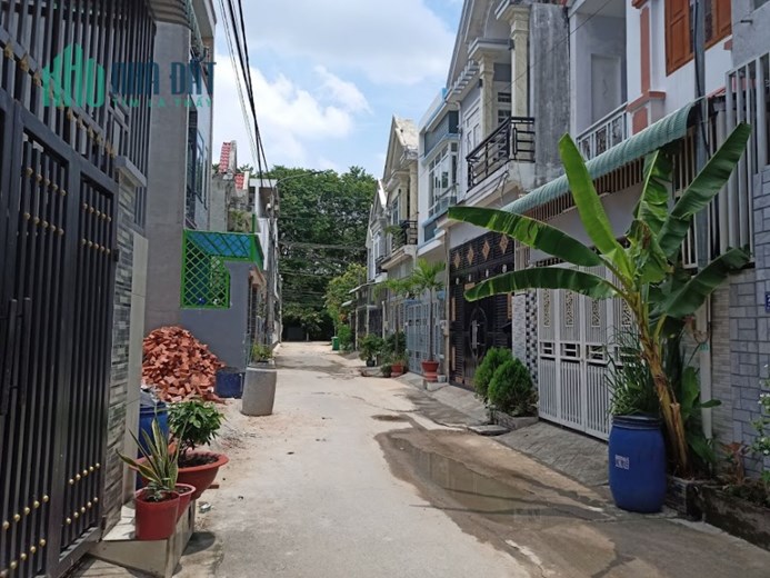 Đất Bửu Hòa LÔ GÓC,SHR thổ cư,đường 2 xe hơi thông,gần TĐC Bửu Hòa
