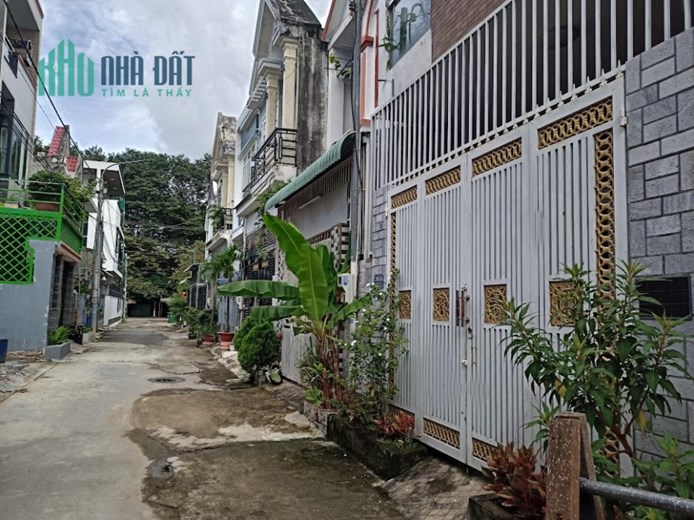 Đất Bửu Hòa LÔ GÓC,SHR thổ cư,đường 2 xe hơi thông,gần TĐC Bửu Hòa