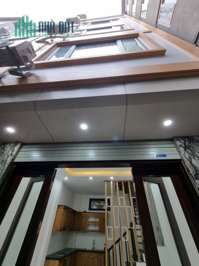 Nhà đẹp, ở ngay, ĐÌNH THÔN, 5T, 3N, ô tô 10m, gần trường, chợ, chỉ 5.05 tỷ