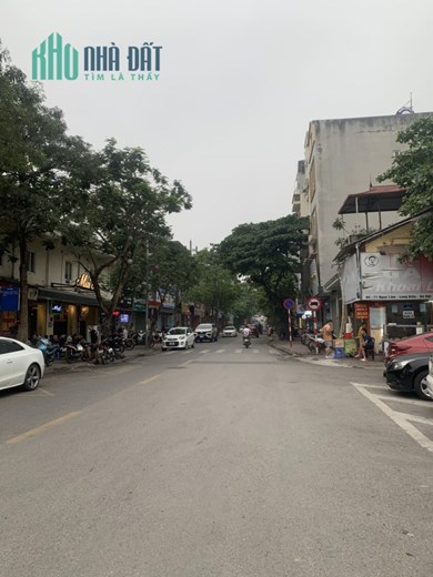 bán mảnh đất Ngọc Lâm, 241m, lô góc , vỉa hè, ôtô dừng đỗ ngày đêm