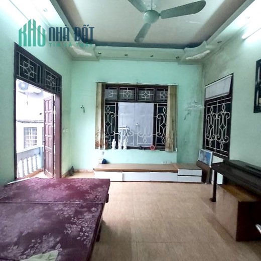 Nhà 46m2 x 4tầng giá chỉ có 3,2 tỷ tại phố Trương Định, tiện đường-trường-chợ, ngõ ba gác.