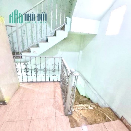 Nhà 46m2 x 4tầng giá chỉ có 3,2 tỷ tại phố Trương Định, tiện đường-trường-chợ, ngõ ba gác.