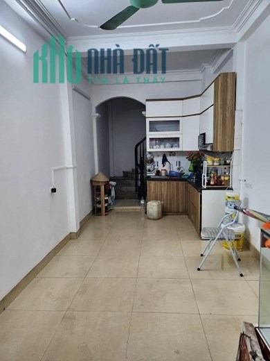 CHO THUÊ CỬA HÀNG TẠI THANH XUÂN -HÀ NỘI
