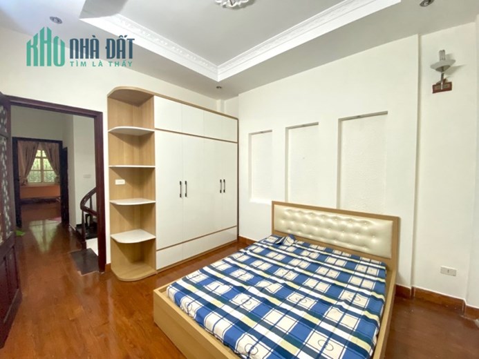 chính chủ  cần bán nhà Minh Khai 45m2-4 tầng giá 3 tỷ 95.lh 0987136162