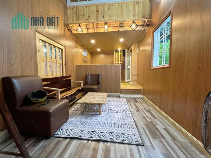 BÁN NHÀ nằm giữa tòa nhà VCN và CT2 
- Diện tích : 19m2. - nhưng lấn được cái sân 5m