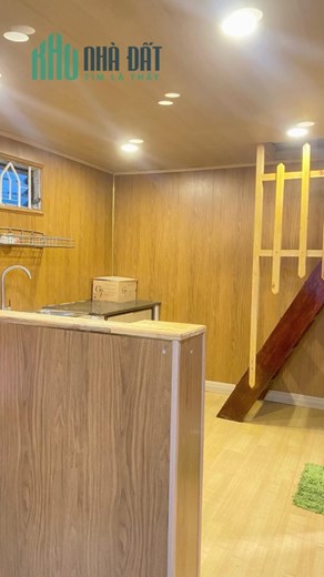 BÁN NHÀ nằm giữa tòa nhà VCN và CT2 
- Diện tích : 19m2. - nhưng lấn được cái sân 5m