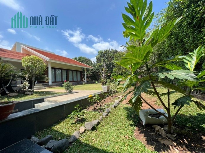 Nhà Biệt Thự Đông Tăng Long Q.9 cũ giá 45 tỷ diện tích 1000m2