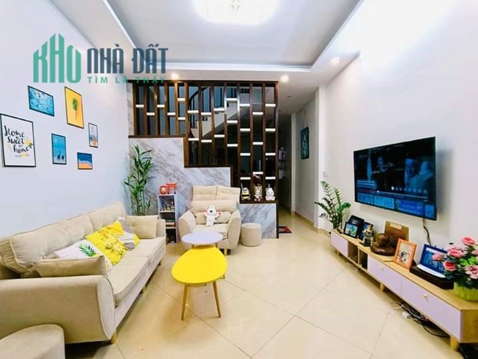 Bán nhà Mậu Lương 44m2 x 5T, ngõ rộng, nhà đẹp ở luôn full nội thất nhỉnh 4 tỷ