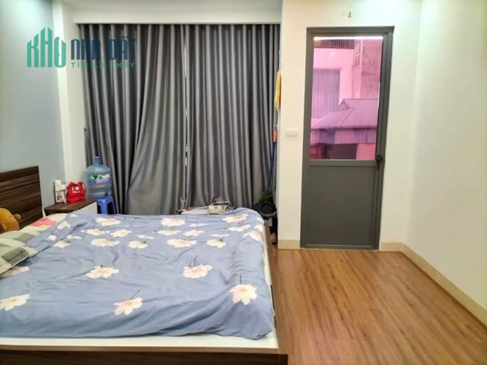 Bán nhà Đẹp Tôn Đức Thắng, 42m2, 5 Tầng, 5PN, 4,59 tỷ