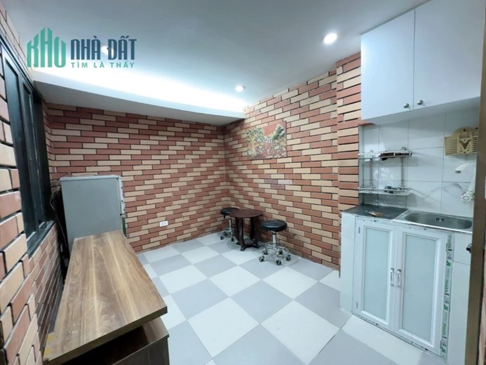 Bán nhà Nguyễn An Ninh ở Luôn- chỉ 1,15 tỉ- gần ô tô- mặt tiền gần 5m x 3 tầng- kinh doanh đỉnh