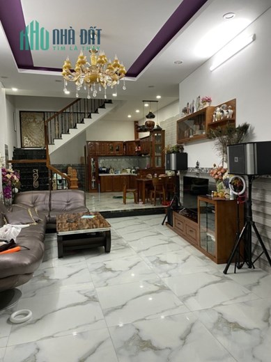► Mặt Tiền CMT8 78m2, 3 tầng Đẹp, KD Ngon, 4.x tỷ