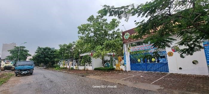 Bán liền kề Mậu Lương 63m2, 5T, Mặt tiền 5.5m, Phân lô, vỉa hè, kinh doanh, ô tô tránh, ful nội