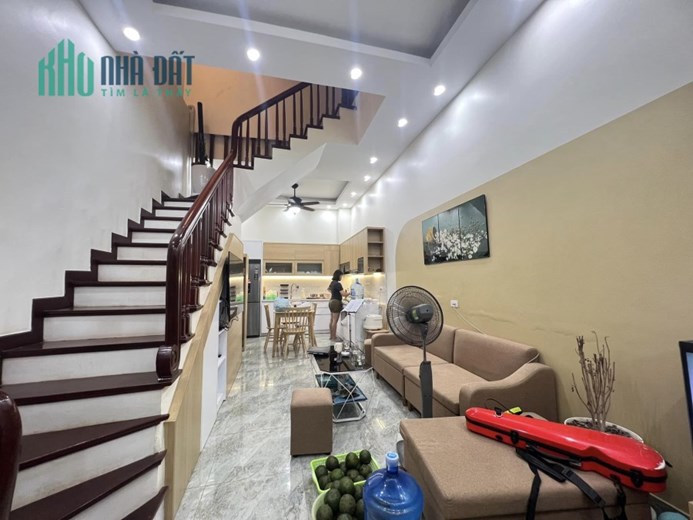RẺ THẬT !! Cho thuê nhà Pháo Đài Láng , Đống Đa 40mx4T oto tránh KD VP hơn 10 tr 0854555533