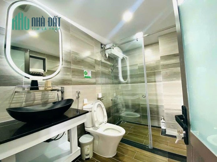 CẦN BÁN KHÁCH SẠN 3 MẶT TIỀN HAI BÀ TRƯNG ĐÀ LẠT 18,5 TỶ