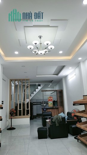 Bán nhà sát Hồng Lạc Phường 10 Tân Bình, 48m2 3 Tầng, Ô tô chạy,  giá rẻ