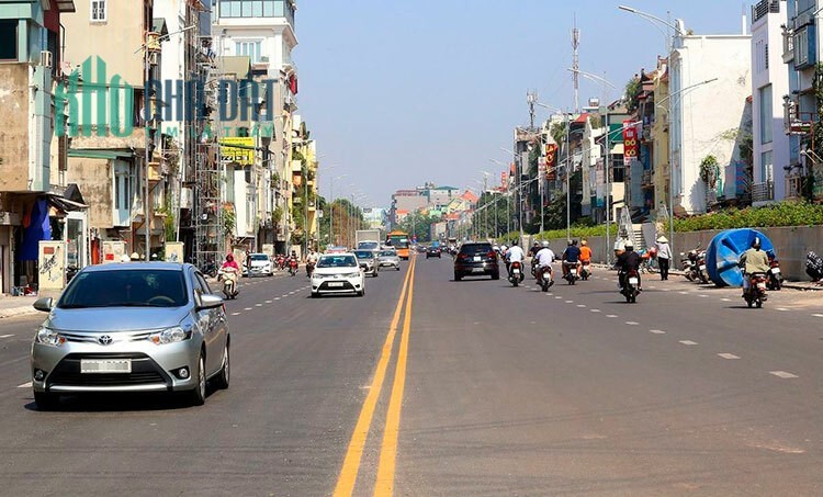 Thanh khoản nhà mặt phố, Nghi Tàm, bên hồ Tây, vị trí đắc địa, 45m2 x 5 Tầng, tầng hầm, vỉa hè