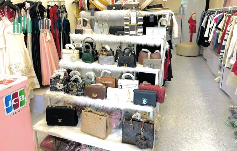 SANG GẤP SHOP THỜI TRANG TRUNG TÂM MUA SẮM SẦM UẤT ĐƯỜNG CMT8, TÂN BÌNH