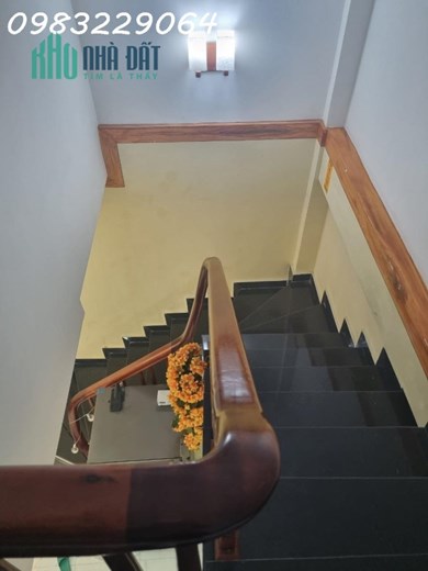 HIẾM - Nhà PHÂN LÔ, OTO tránh, Trịnh Văn Bô, 55m, MT4m, 5.5 tỷ, KINH DOANH/ VĂN PHÒNG.