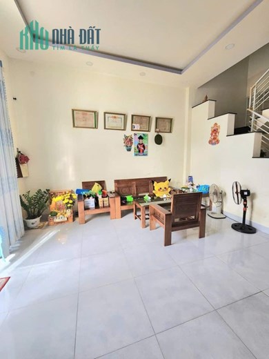 Bán Nhà 2 Tầng Gần Chợ Ga Vĩnh Thạnh Nha Trang. Giá 1 tỷ 750