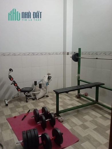 TÂN PHÚ - MẶT TIỀN CÓ VỈA HÈ RỘNG KINH DOANH - NHÀ MỚI Ở NGAY