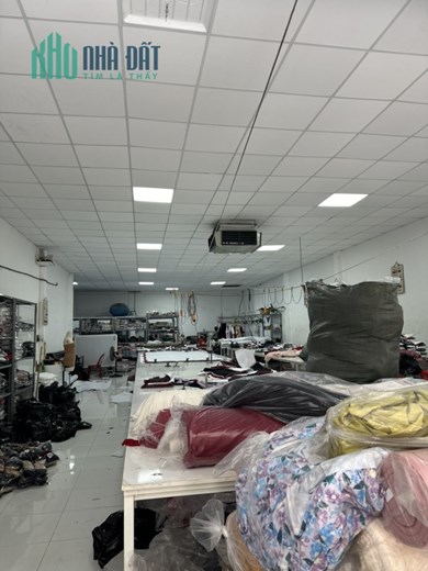 Cần tiền gấp bán gấp lô Đất Thổ Cư, Đã có sổ 228m2 Đường Hương Lộ 2-Bình Tân
