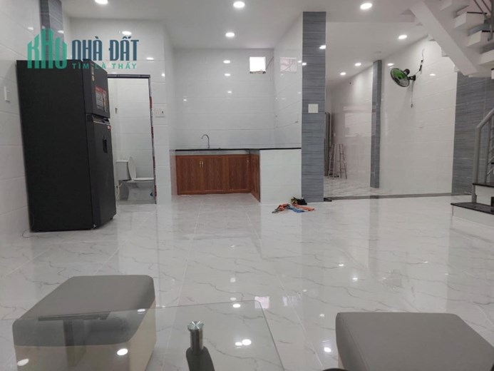 QUẬN 11 - CHỈ 4.99 TỶ - 63M2 - TRUNG TÂM QUẬN 11 - NHÀ 2 TẦNG ỐP GẠCH FULL TƯỜNG - MỚI ĐẸP Ở NGAY