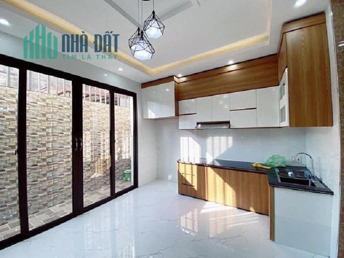 Bán Nhà kế Ông ÍCh Khiêm, Hải Châu,2 Tầng,4.5x10,CHỉ 2.75 tỷ, Cực Xinh