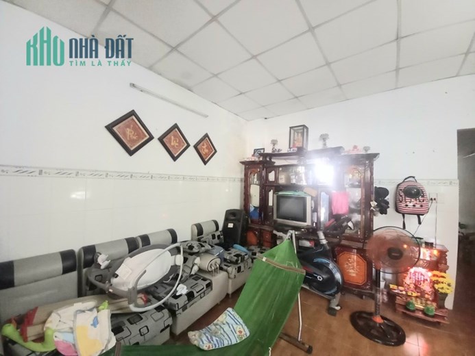 Mặt tiền KD gần chợ Thủ Đức- Chỉ 60tr/m2 - 117m2- Nở hậu - 2 tầng.