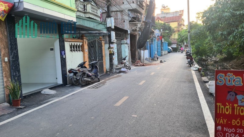 BÁN NHÀ MẶT PHỐ TẢ THANH OAI - KINH DOANH SẦM UẤT - HIẾM CÓ Diện Tích 80m2, Giá 8 tỷ
