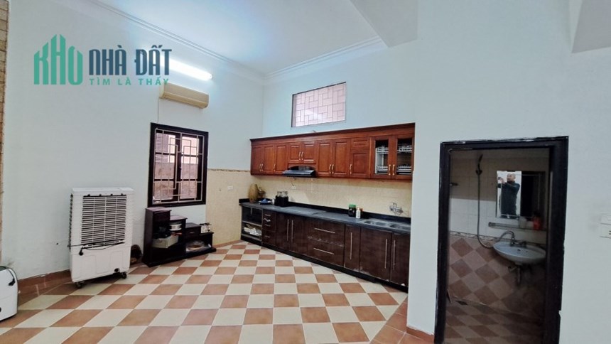 Cần Bán nhà 110m MT 6m Ô Cách, Long Biên, oto ,KD, giá 7ty .