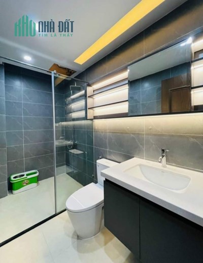 Nhà đẹp ngõ thông phố Phan Văn Trường Cầu Giấy 44m*5t, vỉa hè, ô tô, kinh doanh