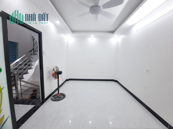 NHÀ 5T DÂN XÂY-LÔ GÓC-Ở NGAY-50M 5xTỶ-TIỆN ÍCH ĐỈNH-TRẦN KHÁT CHÂN QUẬN HAI BÀ