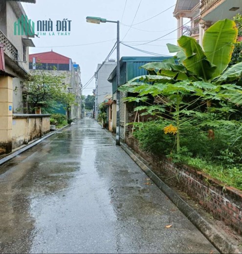 Bán nhà Cống Thôn, Yên Viên, gần chợ Vân, oto vào rộng, đường thoáng, 71m, mặt 4m, 3 tỷ 6
