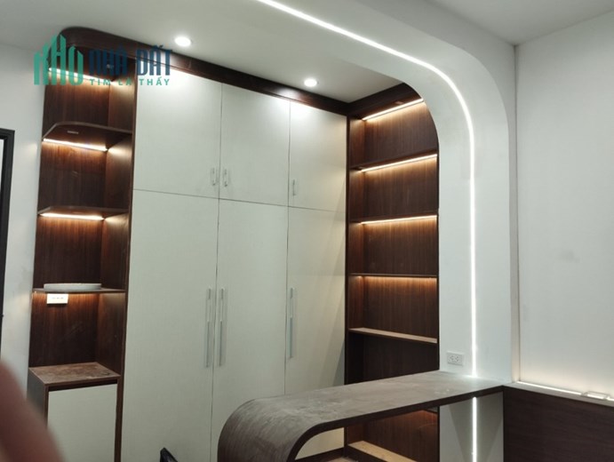 Bạch Mai ngõ thông 40m2-4 tầng- mt rộng giá chỉ 4 tỷ 3  LH 0987136162