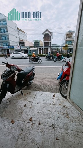 6. Cho thuê nhà mặt tiền đường Lê Hồng Phong