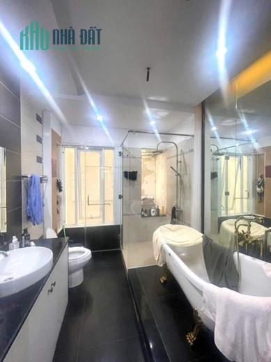 BÁN NHÀ HẺM XE TẢI 60M2 4 TẦNG 3 PN FULL NỘI THẤT KINH DOANH ĐỈNH NGUYỄN KIỆM  6 TỶ.