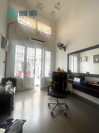 BÁN NHÀ HẺM XE TẢI 60M2 4 TẦNG 3 PN FULL NỘI THẤT KINH DOANH ĐỈNH NGUYỄN KIỆM  6 TỶ.