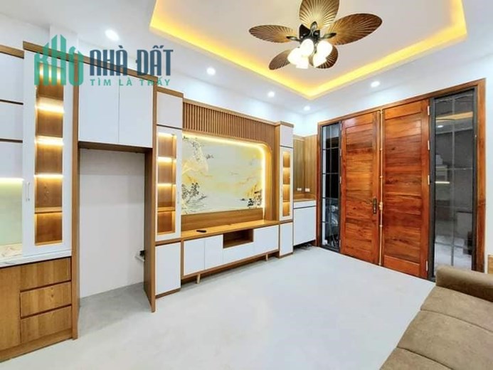 BÁN NHÀ 4 TẦNG MẶT NGÕ THÔNG PHỐ NGUYỄN CAO DT:30M2 MT:3.6M 3 PHÒNG NGỦ GIÁ: 5.25 TỶ QUẬN HAI BÀ