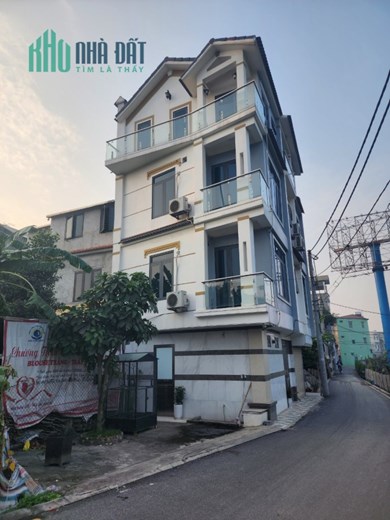 GẤP BÁN NHÀ 195 PHÚC LỢI 3 TẦNG OTO TRÁNH CHIA 3 MẢNH 128M-8.8 TỶ