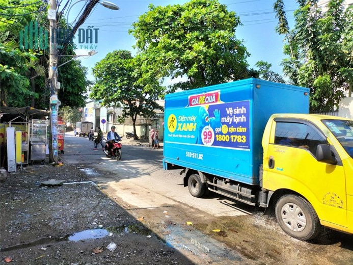 Bán xưởng may mặt tiền đường xe container -  diện tích lớn, gần QL 1A - Quận 12.