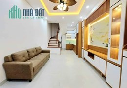 TRUNG TÂM QUẬN HAI BÀ TRƯNG NHÀ ĐẸP 4 TẦNG MẶT NGÕ THÔNG PHỐ NGUYỄN CAO DT:30M2 MT:3.6M 3 PHÒNG NGỦ