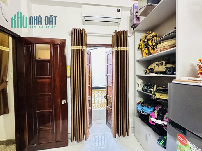 Villa Lạc Long Quân - Tân Bình - HXH tránh - 40m2 - 4 tầng BTCT