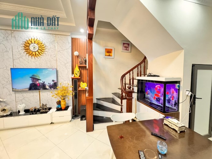 NHÀ ĐẸP ĐỐNG ĐA - Ô ĐỒNG LẦM - HỒ BA MẪU, NGÕ RỘNG NHÀ DÂN XÂY CỰC ĐẸP 47M*4.7*5T GIÁ 6 TỶ