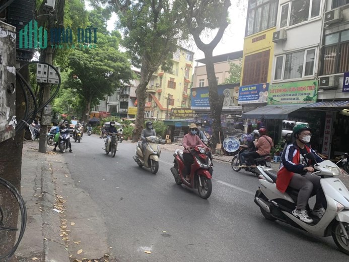 BÁN GẤP NHÀ MẶT PHỐ TT QUẬN BA ĐÌNH –VỈA HÈ KD SẦM UẤT
DT 43M2/6T – CHỈ HƠN 7 TỶ